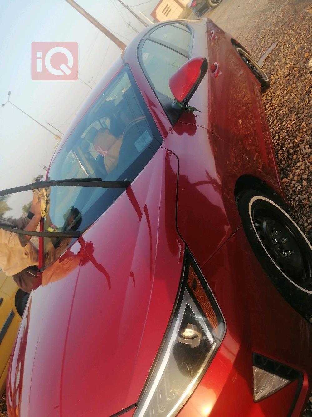 هیۆندای ئەلەنترا